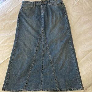 Vintage Cato Womens 10 Denim Maxi Skirt Medium washed with inverted V